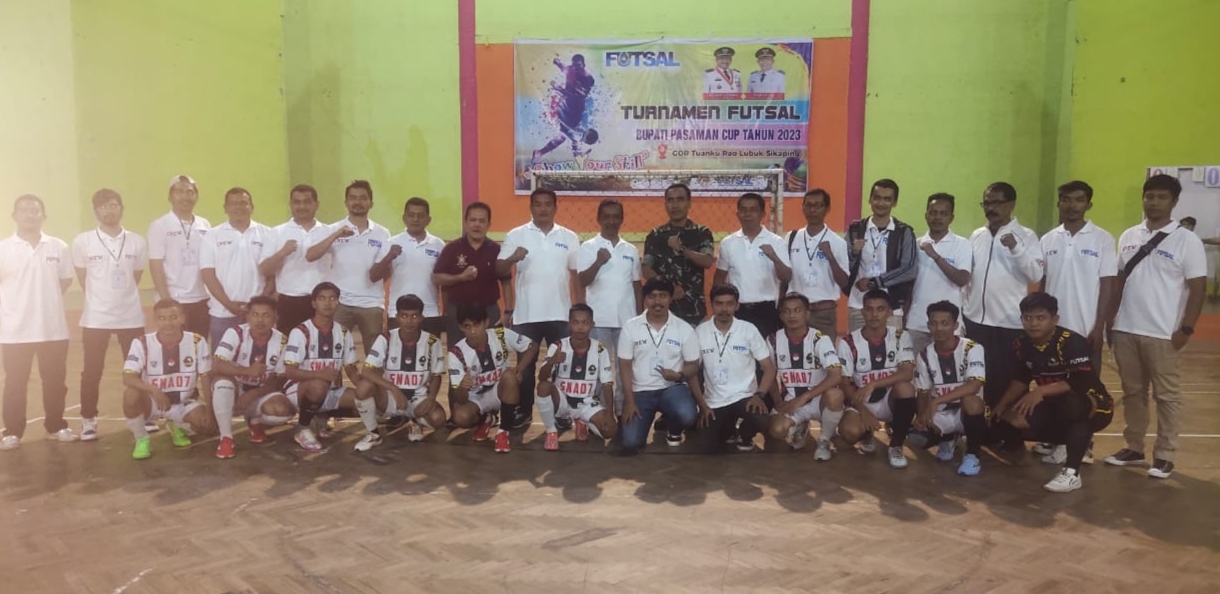 Bupati Pasaman yang diwakili Sekda Kabupaten Pasaman Drs.H.Maraondak telah melakukan pembukaan turnamen futsal Bupati Pasaman Cup 2023 Kamis, (15/03-23 ), di Gor Tuanku Rao Lubuk Sikaping.