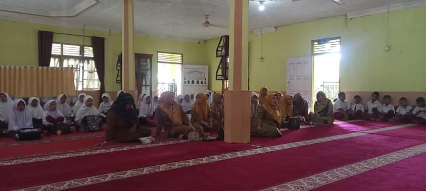 Desifa Hendri Wali Nagari Sundata dalam Sambutanya menampaikan, Pesantren Ramadhan ini menjadi program yang di laksanakan oleh sekolah saat bulan suci Ramadhan. 