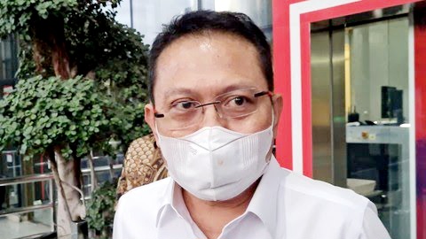 Komisi Pemberantasan Korupsi (KPK) dikabarkan menetapkan Sekretaris Mahkamah Agung (MA) Hasbi Hasan sebagai tersangka kasus dugaan suap perkara di MA. (CNN Indonesia/Ryan Hadi)