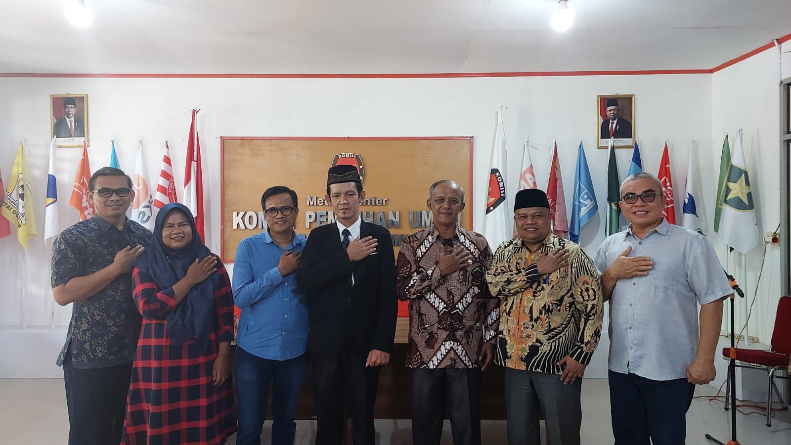 KPU Kabupaten Pasaman lantik PAW Anggota PPK Pemilu 2024