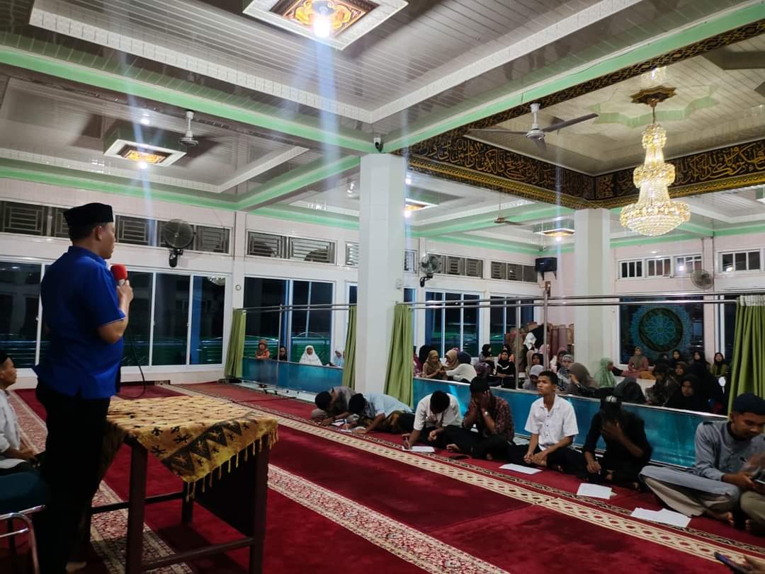 Sabar AS : Raih Kesuksesan dunia akhirat dengan Iman dan Ilmu, Wirid Remaja SMA dan SMK Se Kecamatan Bonjol