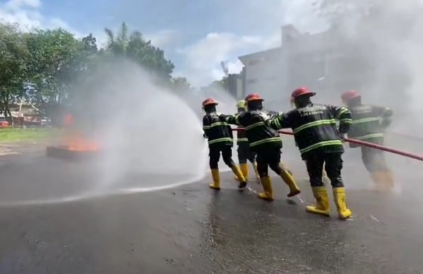 Perlombaan Fireground Memeriahkan Peringatan Hut RI ke-78 di Kota Padang/image/instagram@padangfirefighter