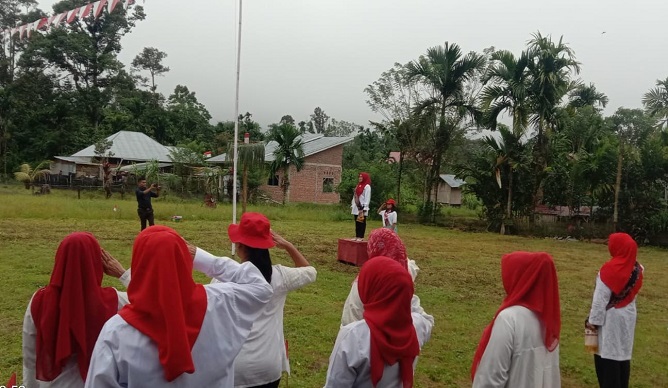 Emak Emak Jorong IV Benteng Lubuk Sikaping, Gelar Upacra Memperingati HUT RI Ke-78