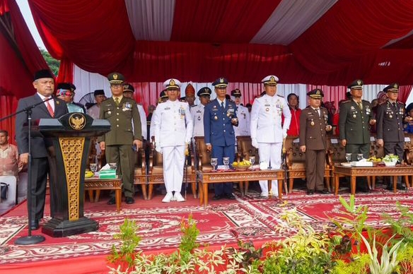 Peringatan HUT Ke-78 RI: Wali Kota Hendri Septa Raih Prestasi Gemilang ...