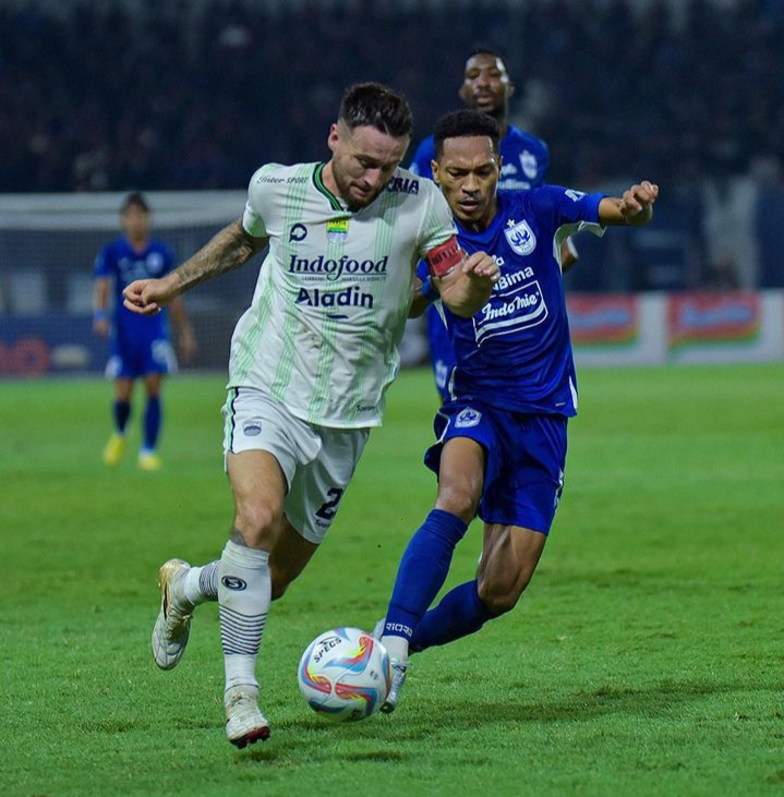 Persib Bandung Menang 2-1 atas PSIS Semarang dalam Pertandingan Liga 1 2023/2024/Doc.persib