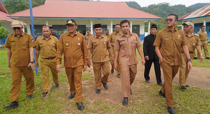 Wali Kota Padang Resmikan Pagar SMPN 37 dalam Rangka Peningkatan Infrastruktur Pendidikan/Doc.Humas kota padang