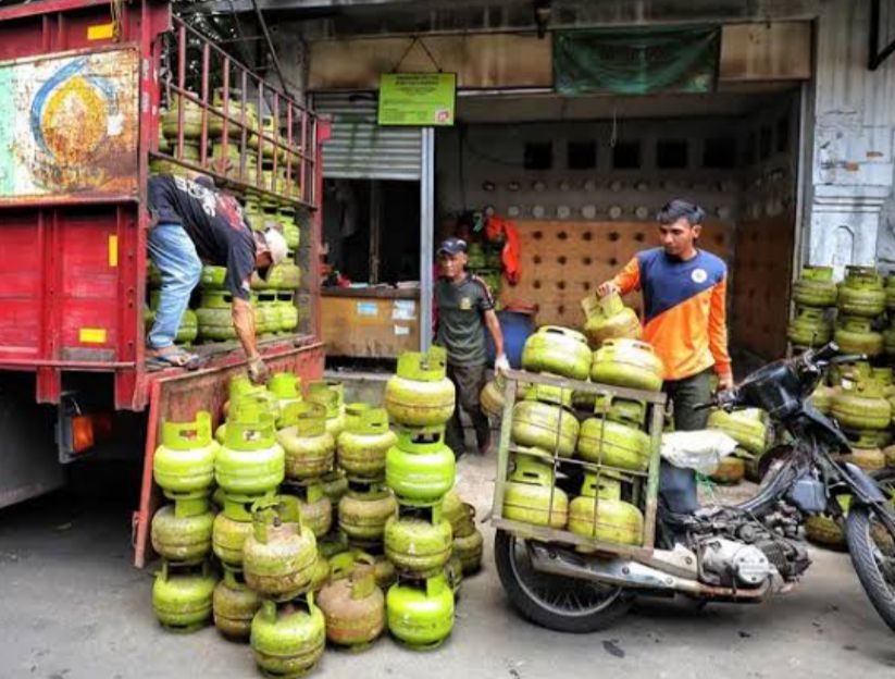 Menanti Sanksi Tegas Pertamina Sumbar Terhadap Agen Tak Miliki Gudang Standar