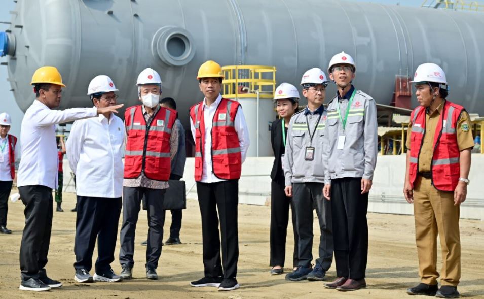  Presiden Jokowi Tinjau Progres Pembangunan Industri Petrokimia PT Lotte Chemical Indonesia di Cilegon/Doc.Sekretariat Presiden