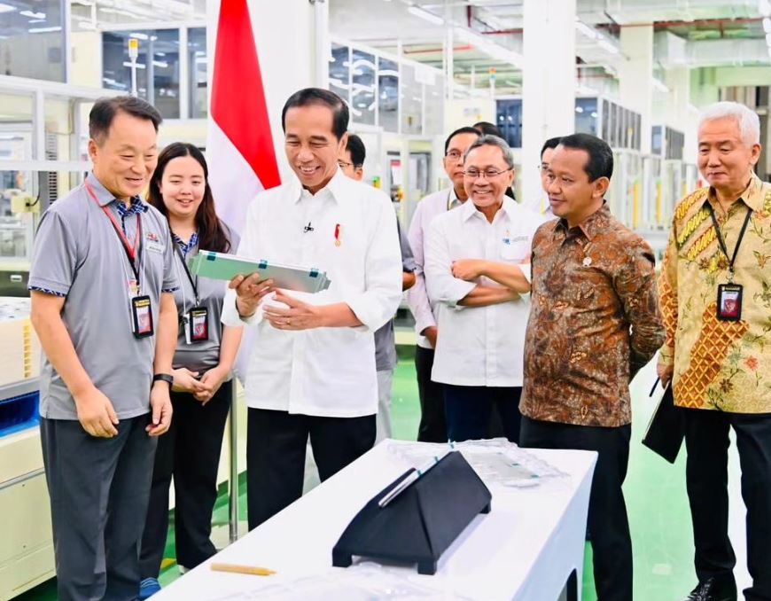 Presiden Joko Widodo Tinjau Pabrik Baterai Mobil Listrik Terbesar di Asia Tenggara/Doc.@jokowi