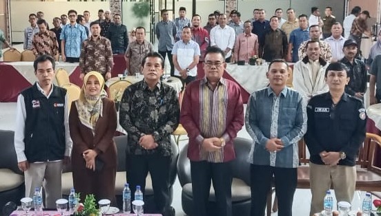 Bawaslu Kabupaten Pasaman saat melakukan sosialisasi netralitas ASN dan Wali Nagari dalam Pemilu 2024