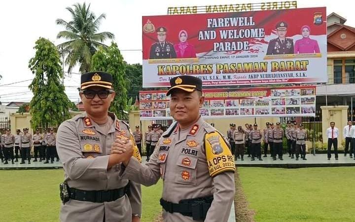 Pisah sambut Kapolres Pasaman Barat di halaman Mako Polres Pasaman Barat