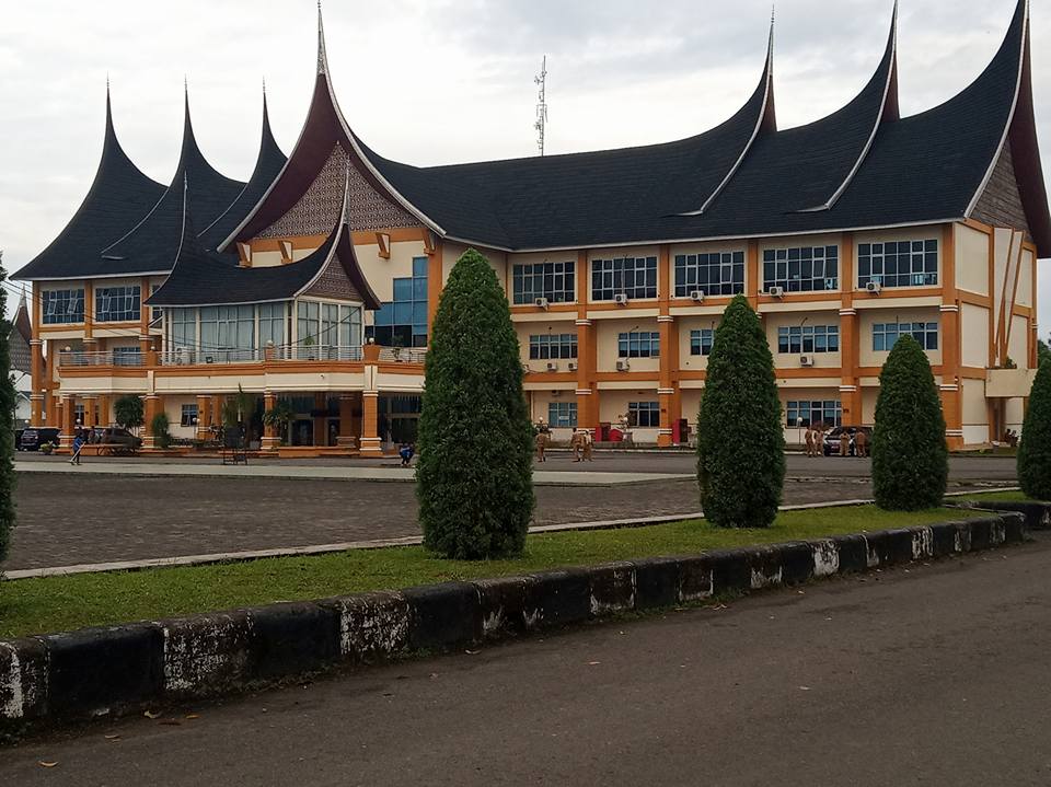 foto Kantor Bupati Pasaman Barat